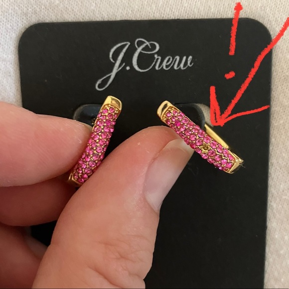 J Crew pink earrings,brand new,never worn,one rhinestone missing. - Picture 2 of 3